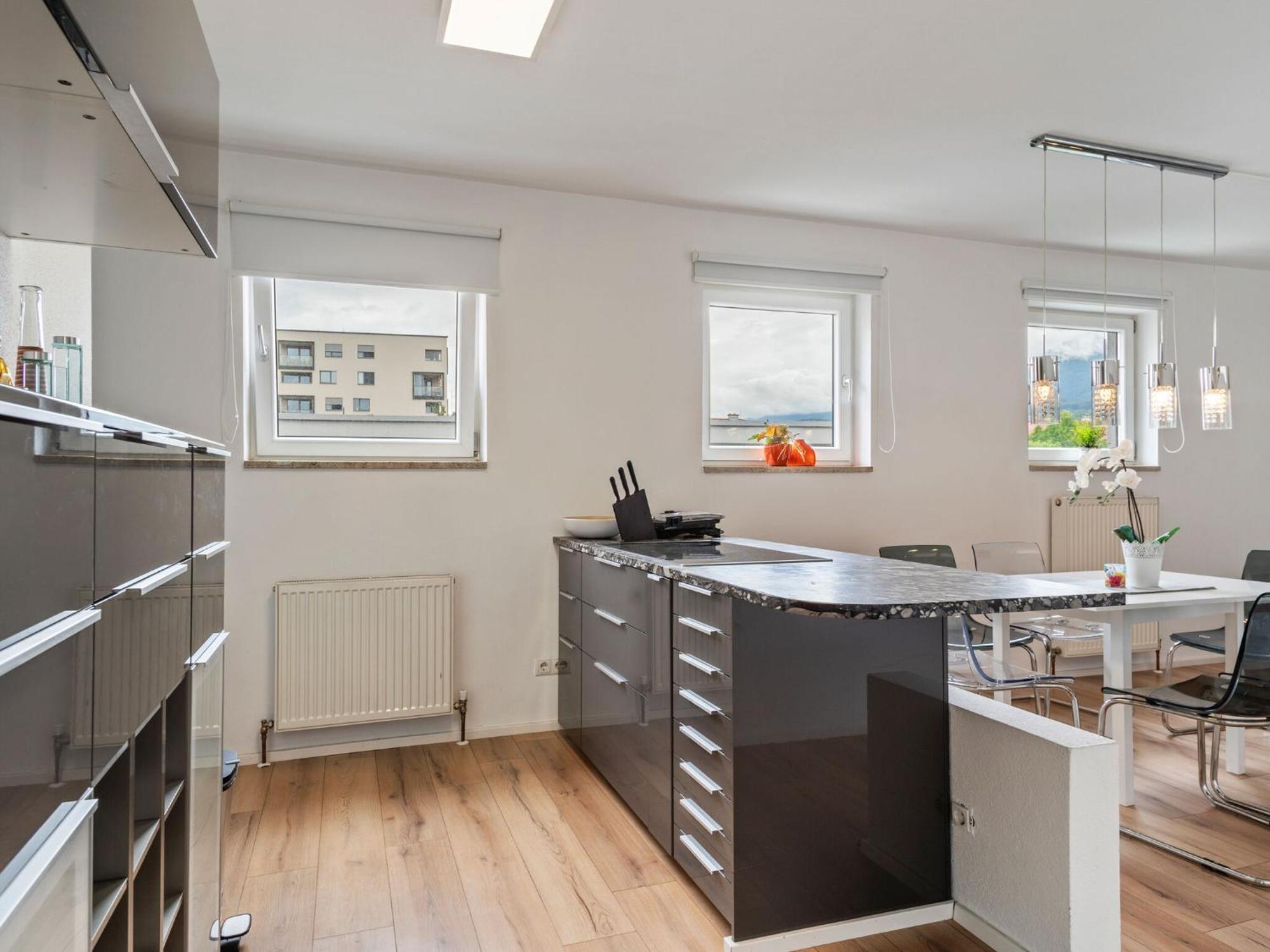 Apartment In Innsbruck Near Ambras Castle Ngoại thất bức ảnh